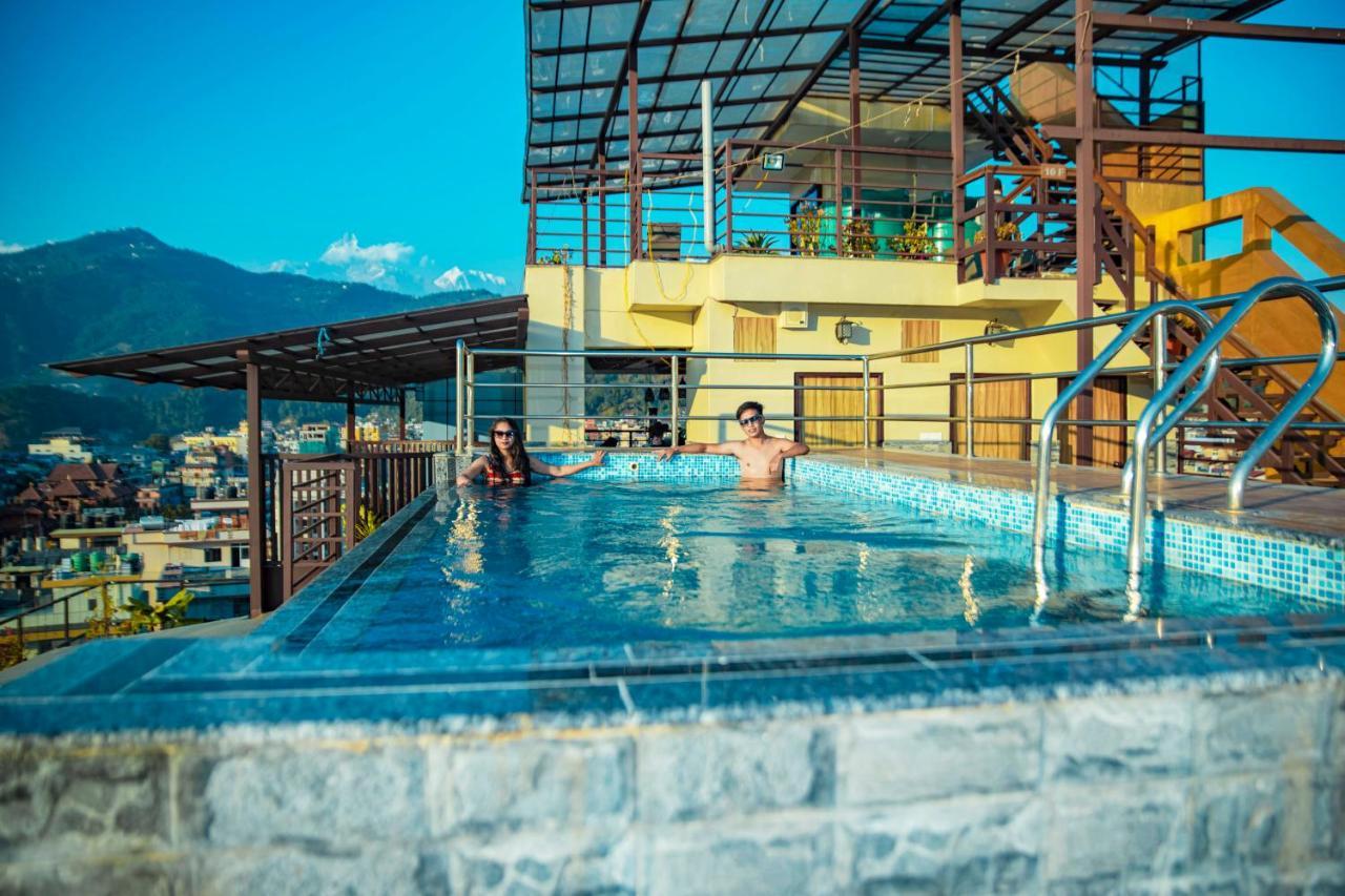 Hotel Shaara Pokhara Exteriör bild